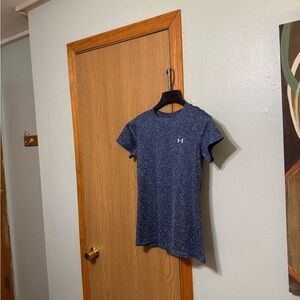 Under Armour "Loose" Small Blue w/Geometric Print Short Sleeve Crewneck T-Shirt